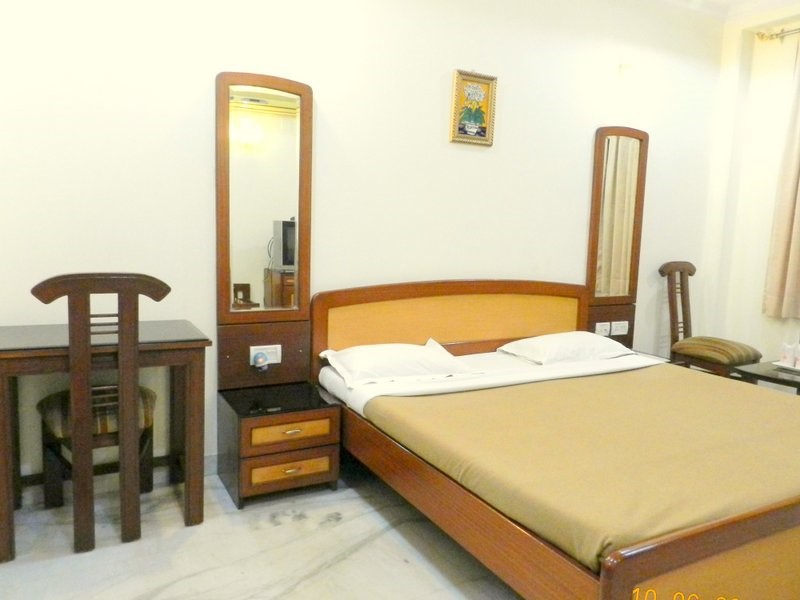 Top Hotel in Chandni Chowk Room Bed